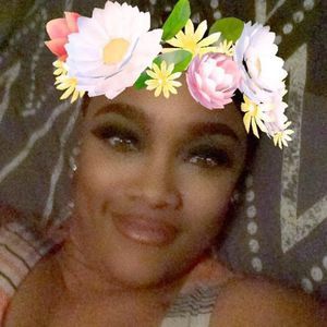 Meet your Posher, Lynette